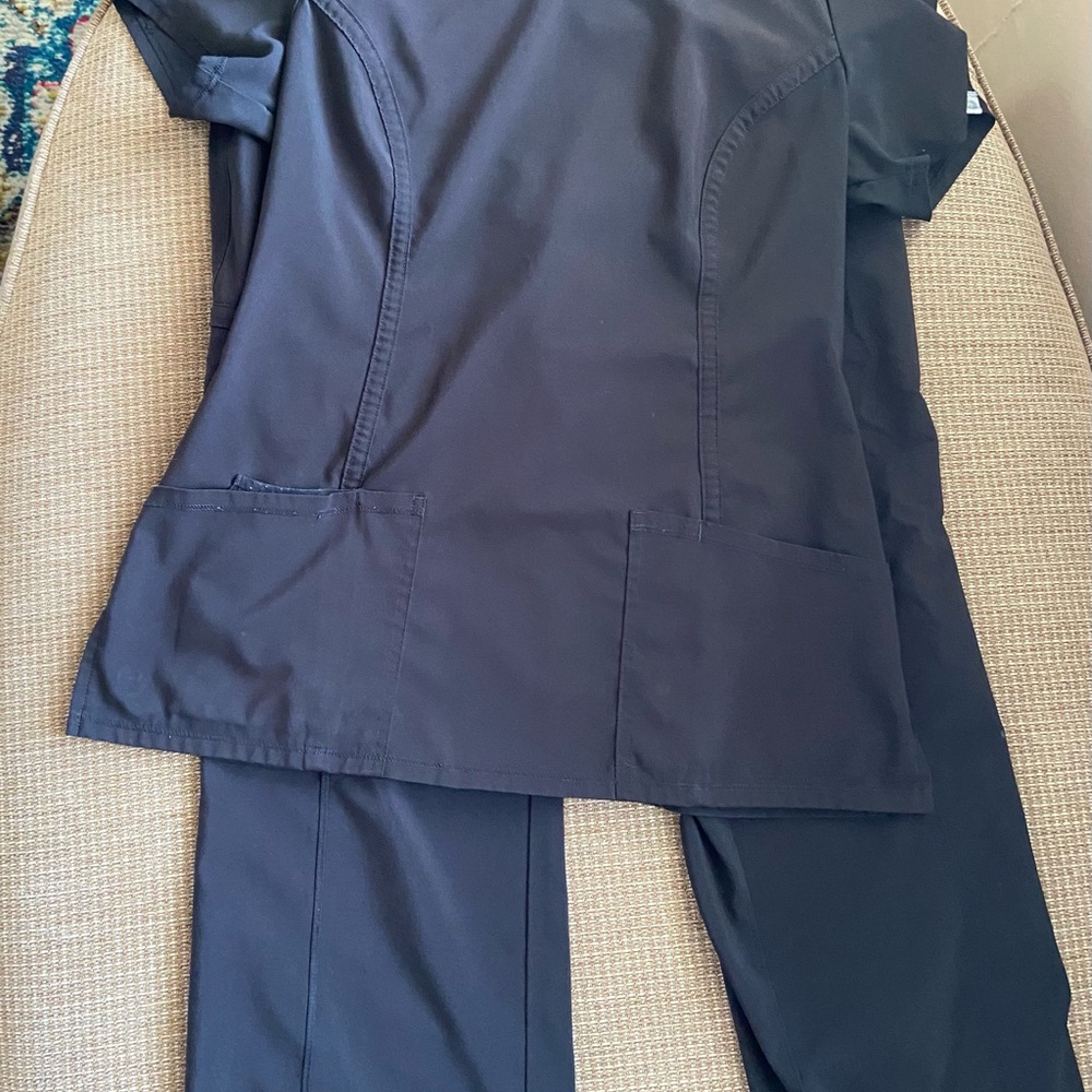 Cherokee scrub set